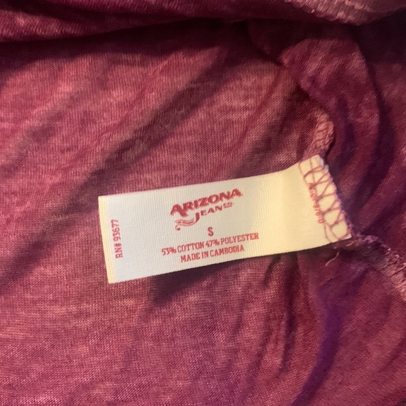 Purple S soft top, really comfy and light-weight! Little pocket tee - Picture 4 of 5